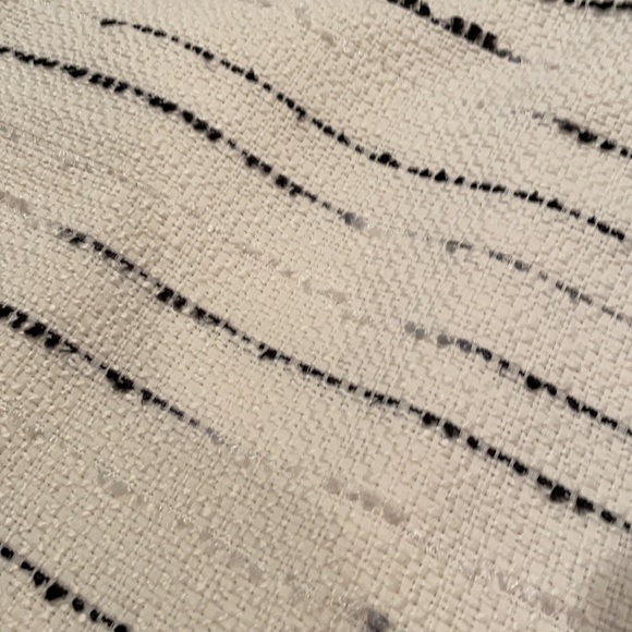 Ann Taylor skirt, nubby fabric, polyester blend, machine wash, 14 P - Picture 7 of 7